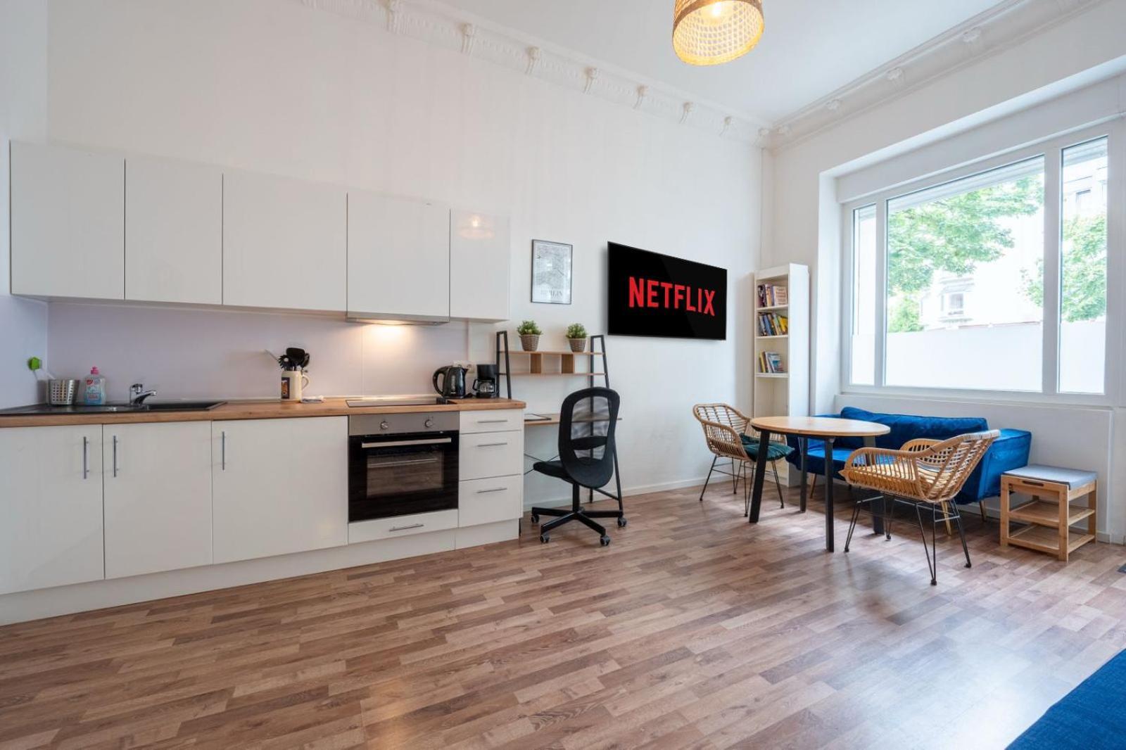Modern, Central Flat With Workspace Βερολίνο Εξωτερικό φωτογραφία